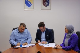 Prosvjetarima veće plate i otpremnine, uvode se naknade i dodaci