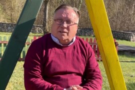Halid Bešlić otkrio razlog zašto sa suprugom nije mogao da ima još ...
