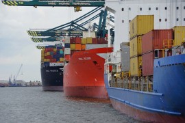 Farmeri blokirali jednu od najvećih luka u Evropi