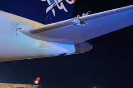 Zašto je oštećeni avion letio sat vremena iznad Beograda (FOTO ...