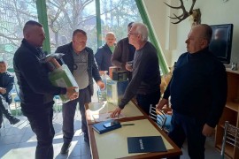 Električni pastiri čuvaju parcele od divljih životinja