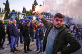 Traktoristi "okupirali" zgradu parlamenta u Atini