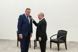Putin uručio Dodiku Orden Aleksandra Nevskog