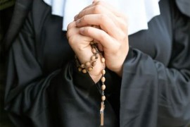 Bivše časne sestre optužile poznatog sveštenika iz Slovenije za ...