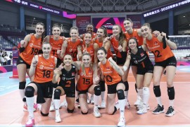 Ezačibaši na krilima Tijane Bošković na korak do polufinala