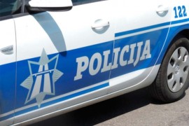 Odbornik Skupštine udario pješaka, bore mu se za život