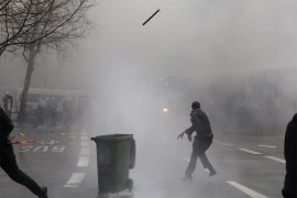 Haos u Briselu: Nad gradom se vidi crni dim, lete i suzavci (FOTO ...