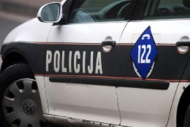 Dvije osobe povrijeđene u sudaru tri vozila