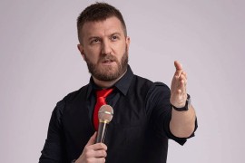 Stendap šou Srđana Olmana u Gradskom pozorištu "Jazavac"