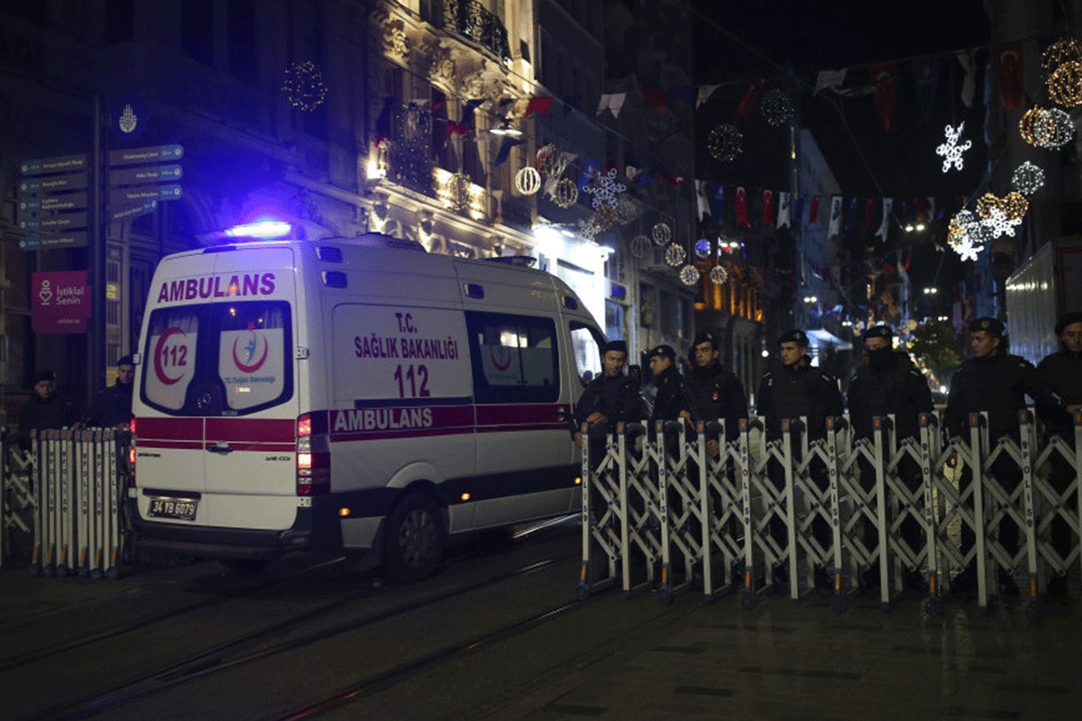 U padu helikoptera poginula dva policajca