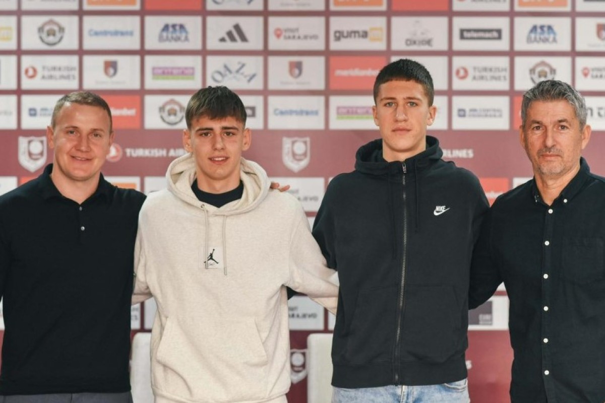 Ignatkov i Vrban potpisali ugovore sa Sarajevom