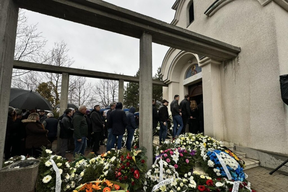 Sahranjen Dejan Milojević, i Stiv Ker došao da oda počast (FOTO)