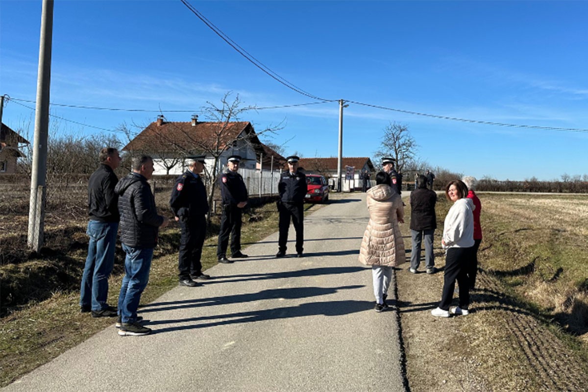 Vještaci napustili Omarsku, mještani spriječili eksproprijaciju