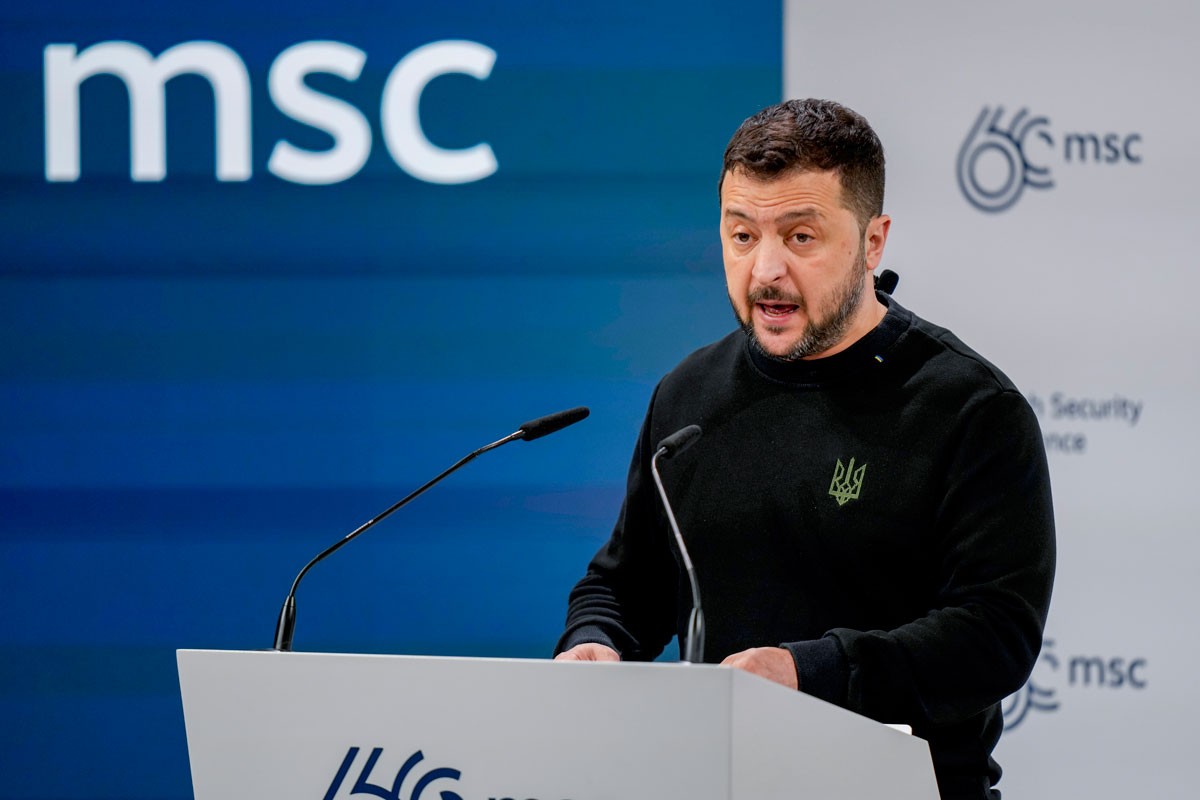 Zelenski spreman da ode sa Trampom na front