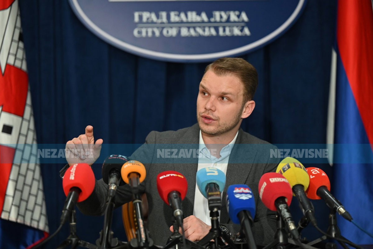 Stanivuković: Dok neki ljudi napišu jedno saopštenje, ja obiđem deset terena