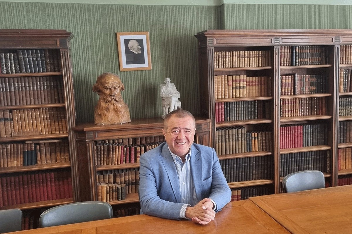 Vladimiru Pištalu nagrada "Dr Špiro Matijević" za roman "Pesma o tri sveta"