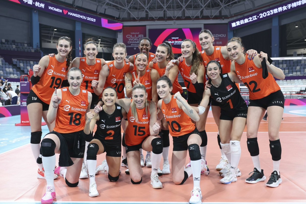 Ezačibaši na krilima Tijane Bošković na korak do polufinala