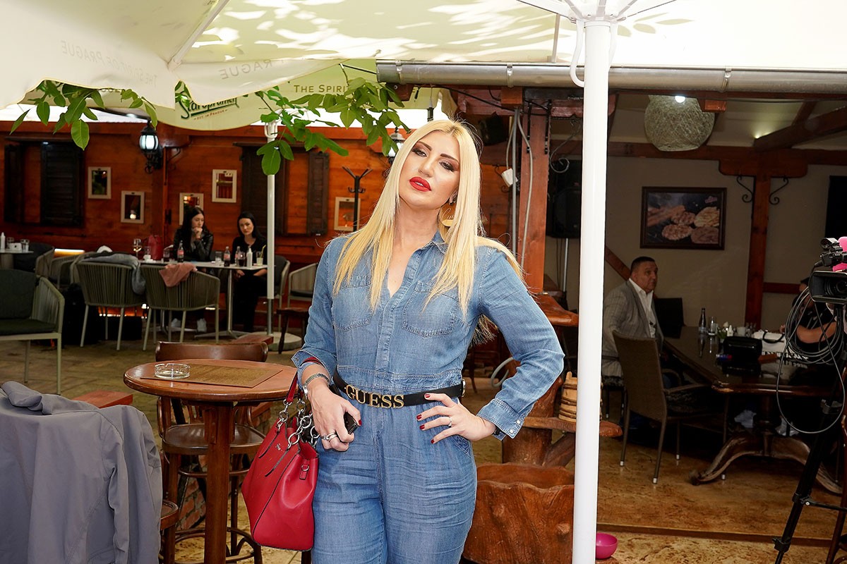Jovana Tipšin: Od prvog honorara kupila sam pola teleta