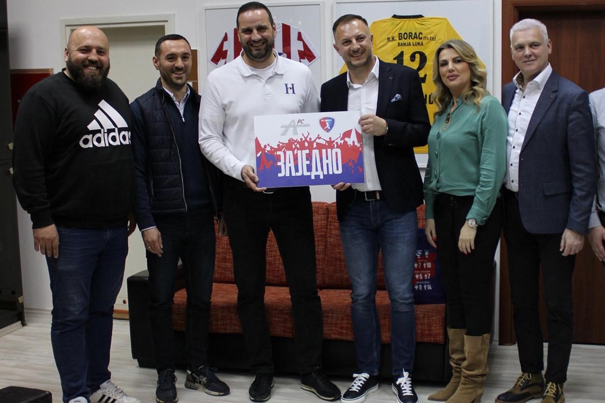 Donacija za "crveno-plave": Autoputevi RS uz RK Borac m:tel