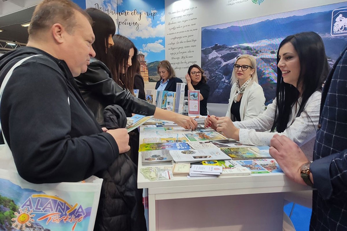 Razgrabljen promotivni materijal ponude Trebinja u Beogradu