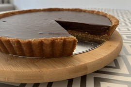 Čokoladni tart koji se napravi za tren oka