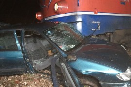 Voz udario u automobil u Banjaluci, jedna osoba teže povrijeđena ...