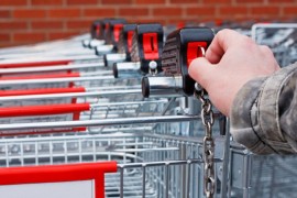 Kako do kolica u marketu ako nemate kovanicu kod sebe (VIDEO)
