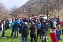 Skup kod Kotora Varoša: Mještani se protive uništavanju rijeke ...