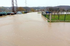 Poplava u Novom Gradu: Bujice potopile lokalne puteve