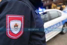 Nožem napao policajca, čula se i pucnjava