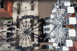 U Mostaru postavljen panoramski točak visok 22 metra