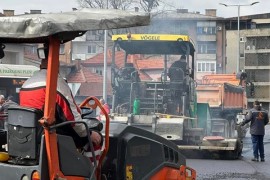 Nastavljaju se radovi na održavanju puteva u Tuzli