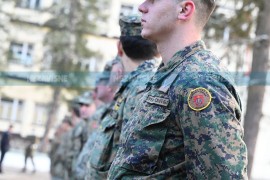 Uniforme čekaju 400 mladih vojnika, da li su plate primamljive?