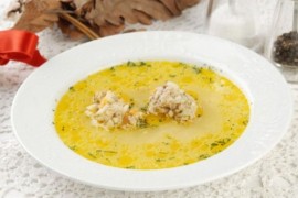 Pileća supa s noklicama