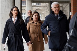 Počela parnica po trećoj tužbi protiv Koste Kecmanovića i njegovih ...