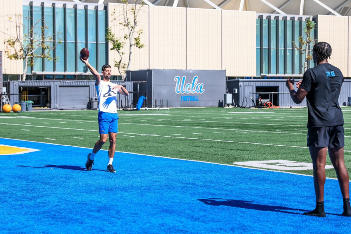 Nole i Stefan držali čas tenisa pred studentima UCLA (VIDEO)