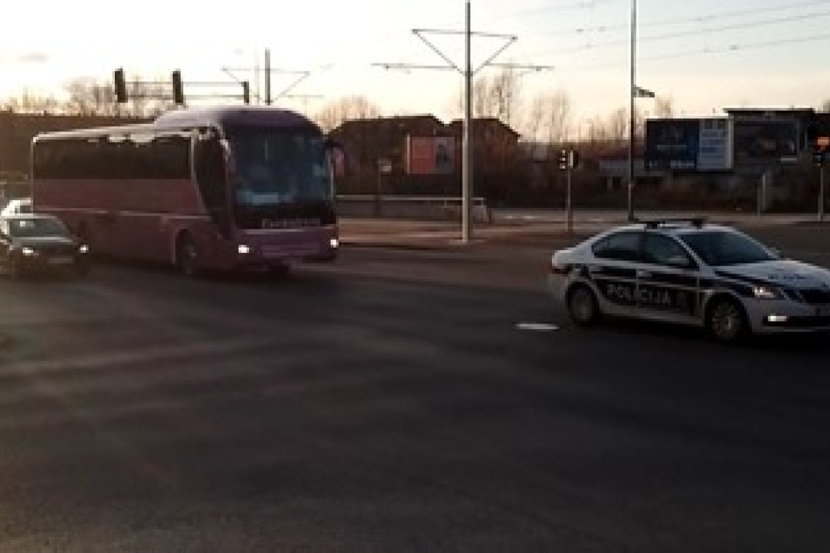 Jake policijske snage pratile ekipu Sarajeva do "Grbavice" (VIDEO)