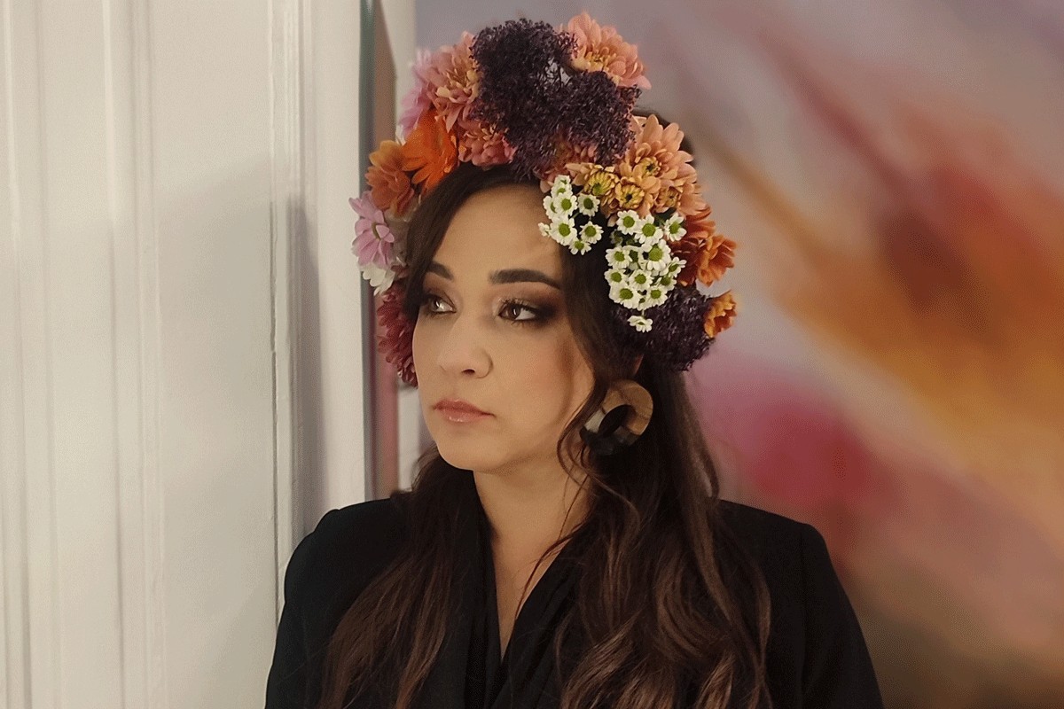 Zvuci harmonike u pop pjesmi: Esma Numanović predstavila singl "Jutro"
