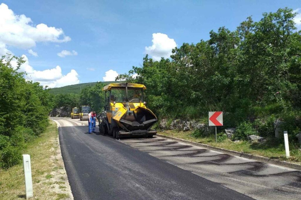 "50 nijansi sive" na putevima u istočnoj Hercegovini
