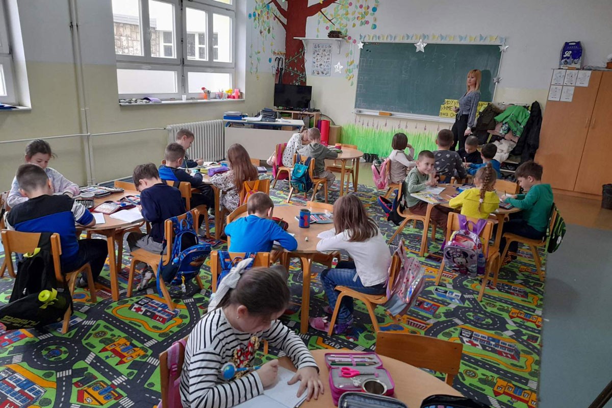 Elektronski upis đaka u prvi razred: Mane i prednosti