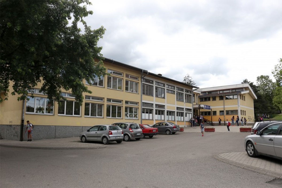 Direktor o vršnjačkom nasilju u Banjaluci: Povrede dječaka nisu ozbiljne