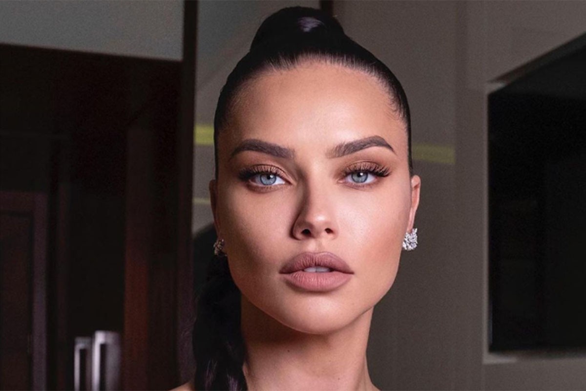 Adrijana Lima pokazala nokte i svi se pitaju: "Ideš li ti, ženo, na manikir" (FOTO)