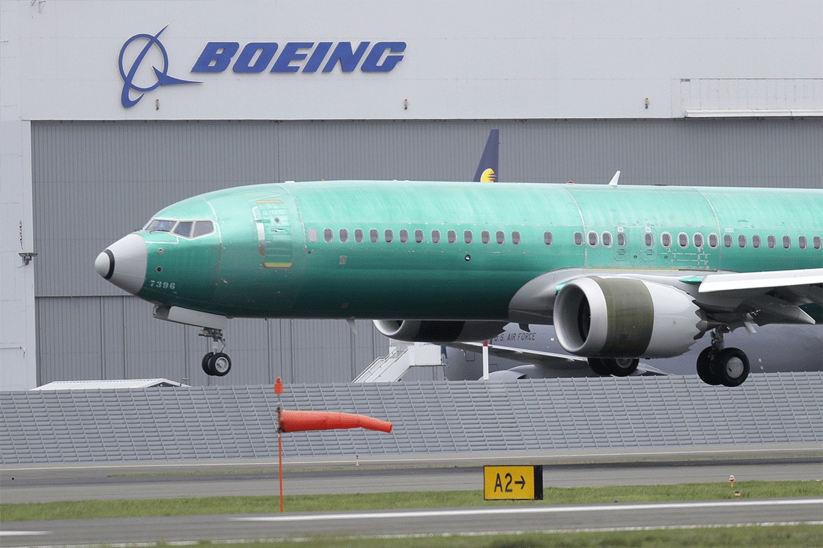 Boing 737 skliznuo sa piste na aerodromu u Hjustonu