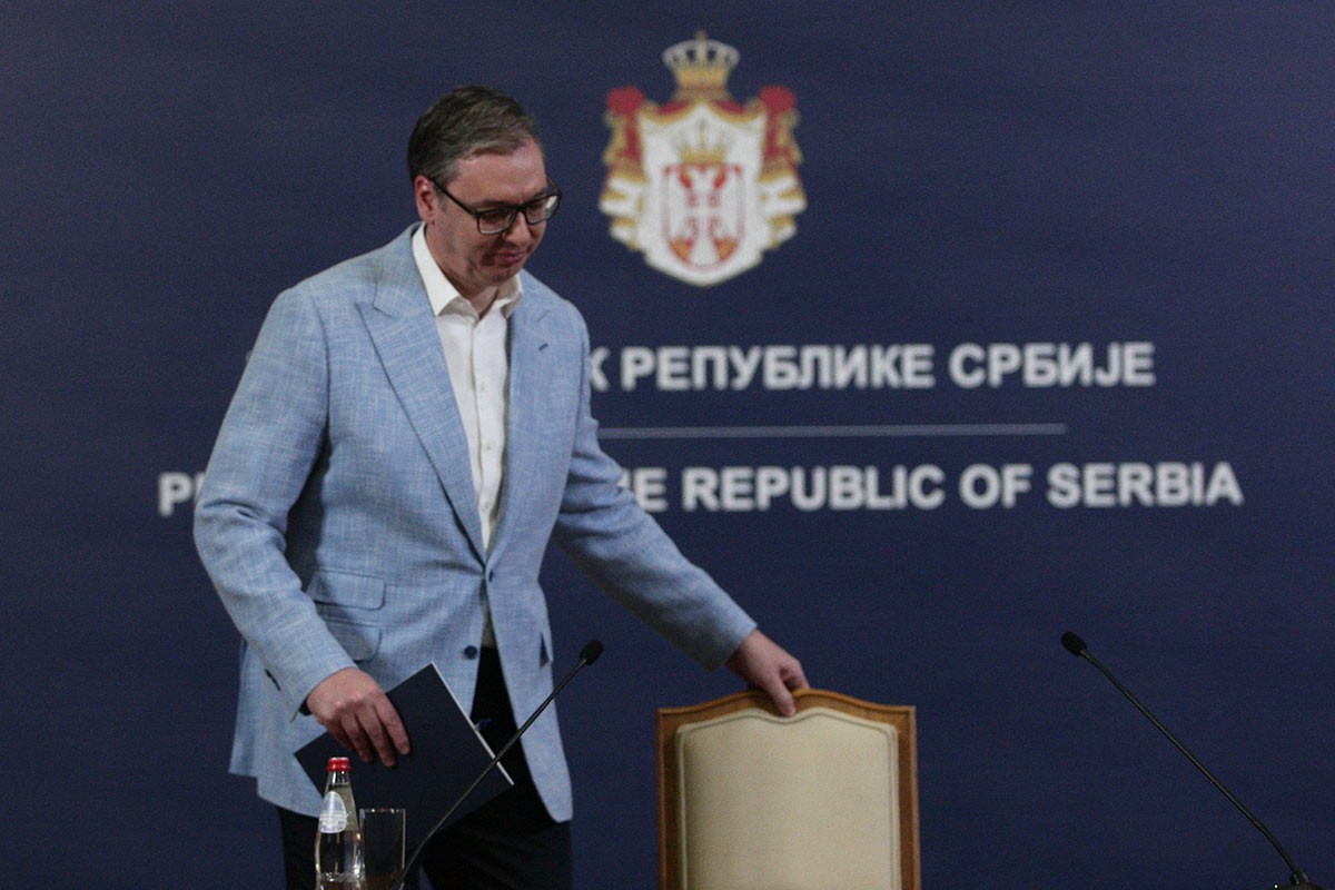 Vučić: "Srbija ne sme da stane" ima većinu, ime mandatara u narednim danima