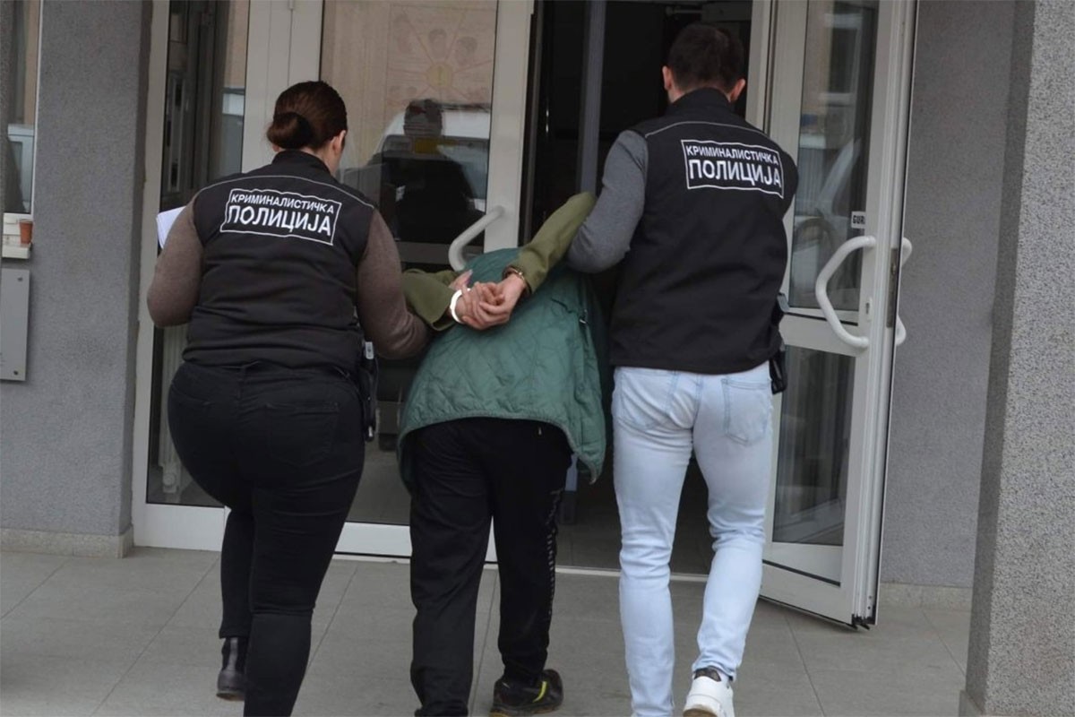 Dobojlija provalio u džamiju pa otkrivene njegove brojne krađe