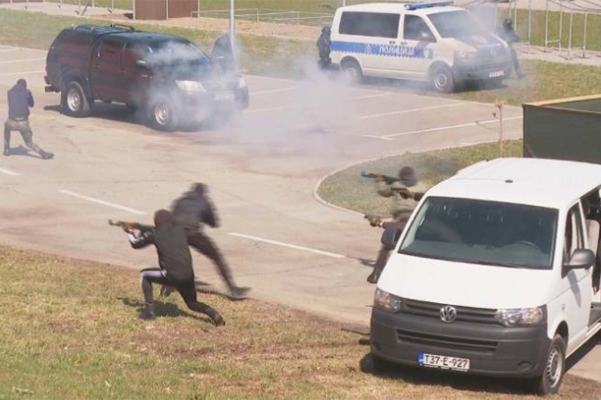 Taktičko-pokazna vježba MUP-a Srpske na području Prnjavora