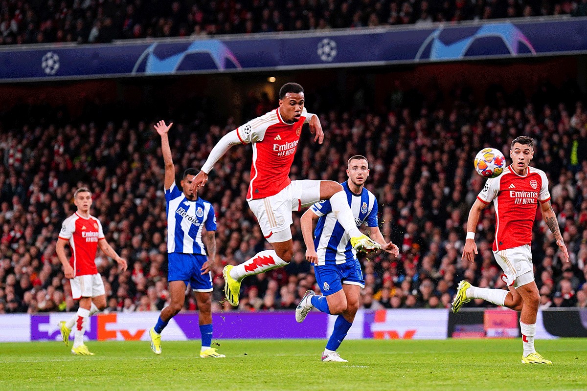 Arsenal poslije penala u četvrtfinalu LŠ