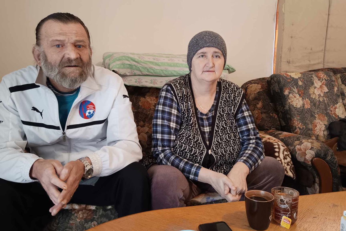 Supružnici žive u podrumu u nemogućim uslovima, ne znaju kako dalje