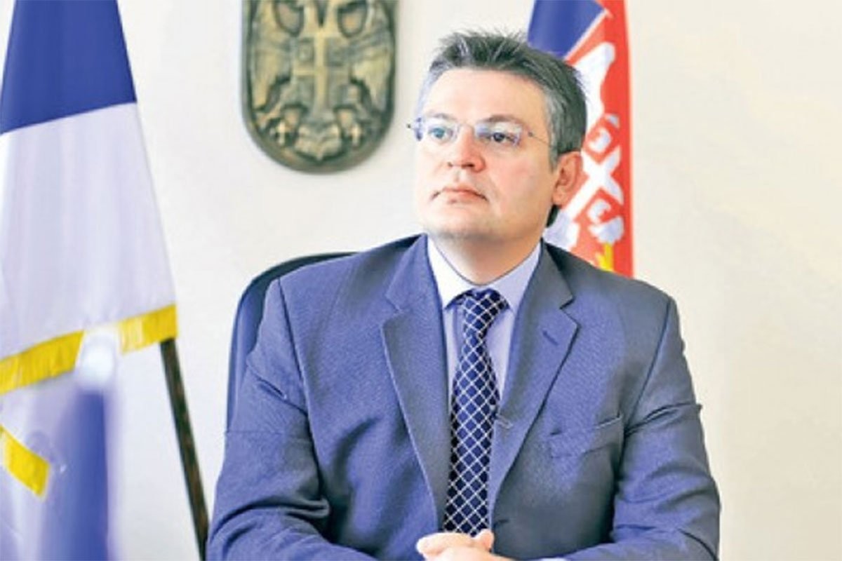 Oglasio se bivši državni sekretar osumnjičen da je učestvovao u krađi ordenja
