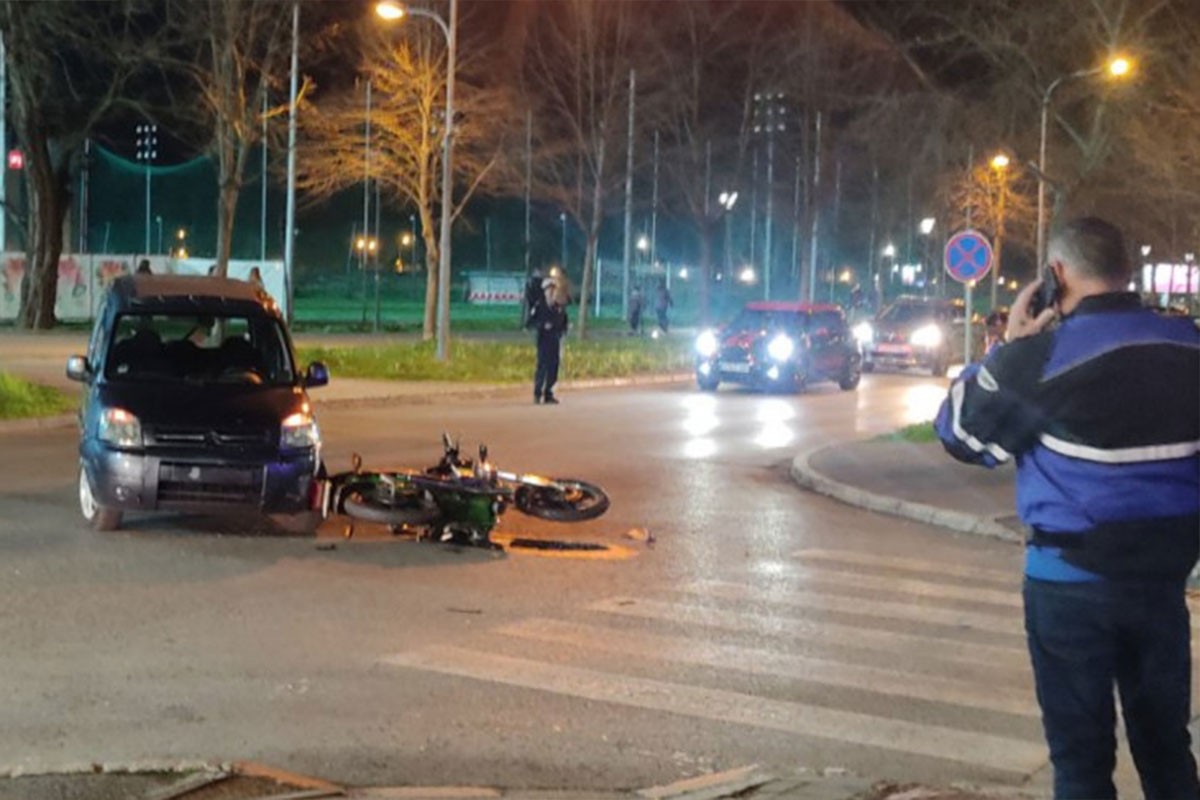 Saobraćajka u Banjaluci, povrijeđen motociklista
